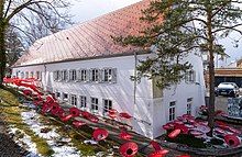 Erinnerungsort Badehaus mit Sonderausstellung Frühjahr 2021 Never forget – never again: Mahnblumen