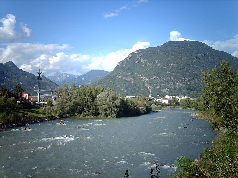 File:Bozen-Bolzano Skyline.JPG