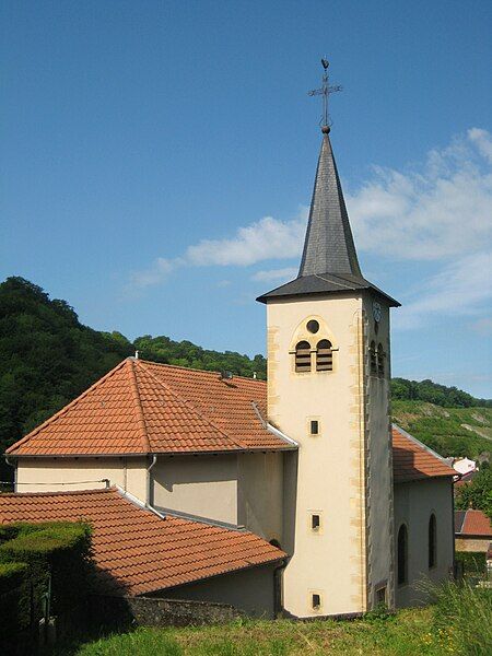 File:Eglise Moyeuvre Petite.jpg