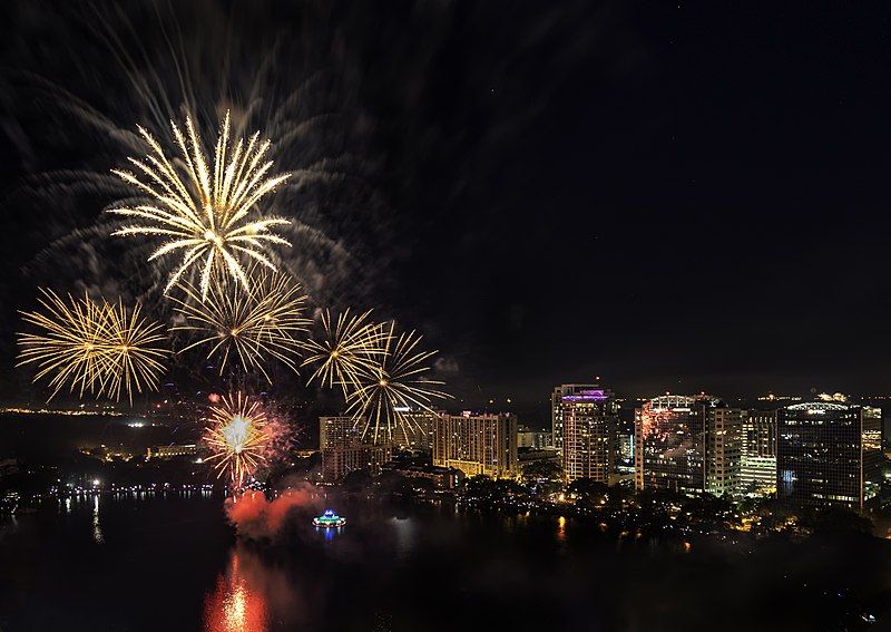 File:Eola fireworks.jpg