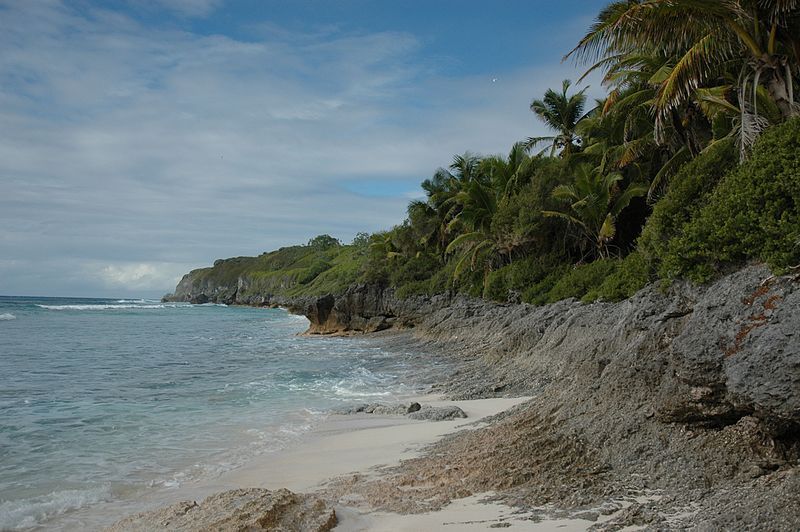 File:Henderson Island-110250.jpg