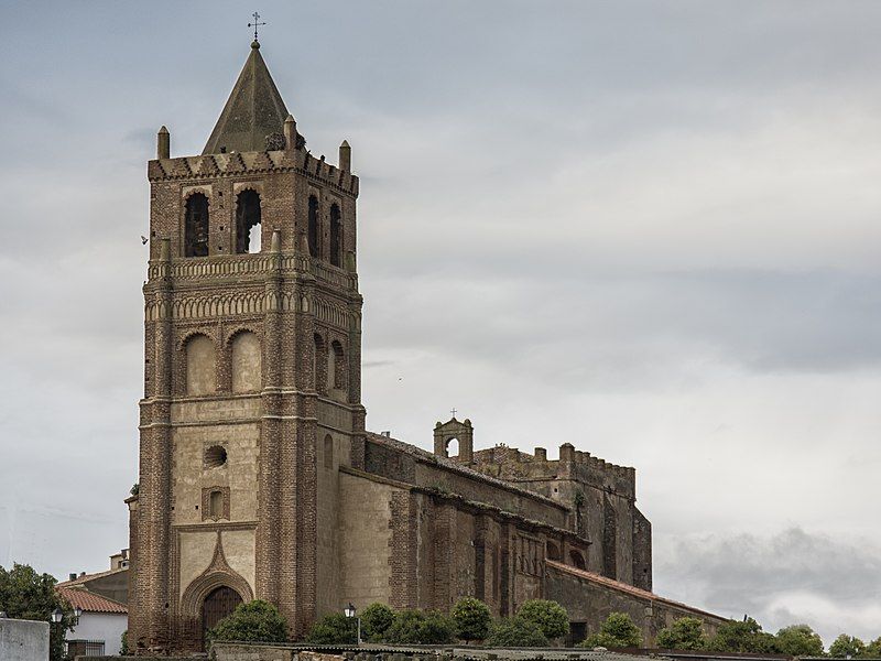 File:Iglesia palomas.jpg