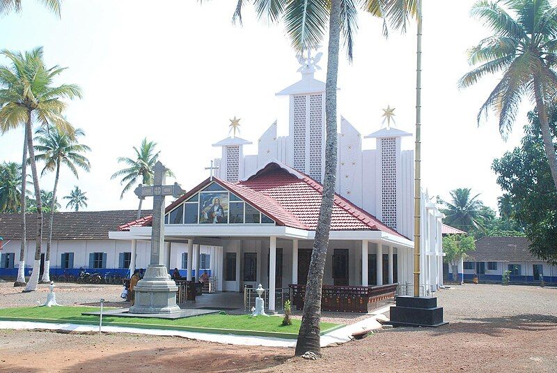 File:Kainady Church.jpg