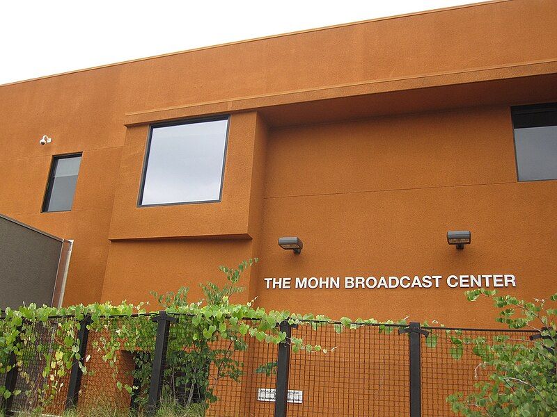 File:MohnBroadcastCenter.jpg