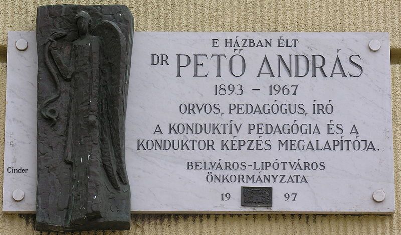 File:PetőAndrás Stollár4.jpg