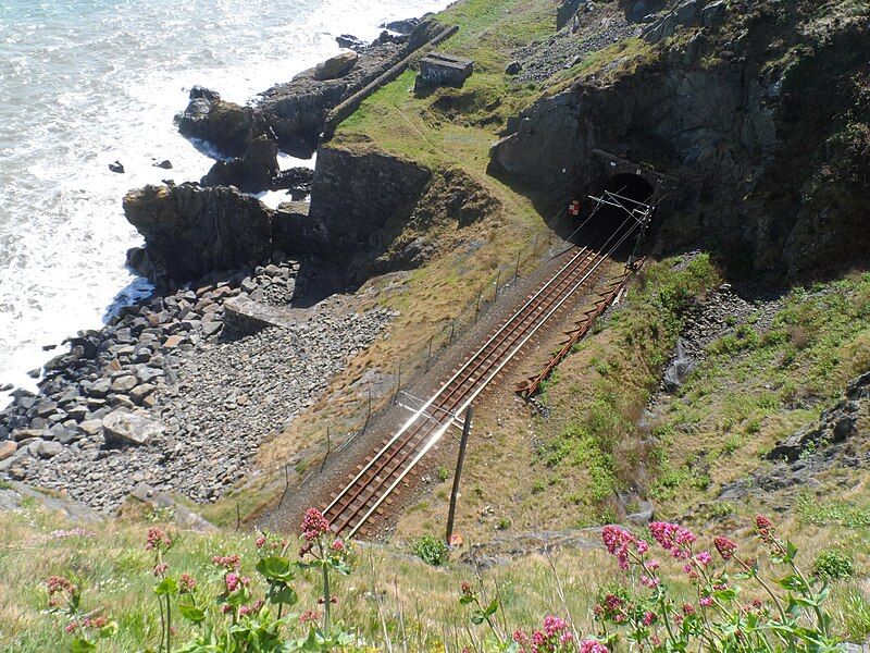 File:Railroad, County Wicklow.jpg