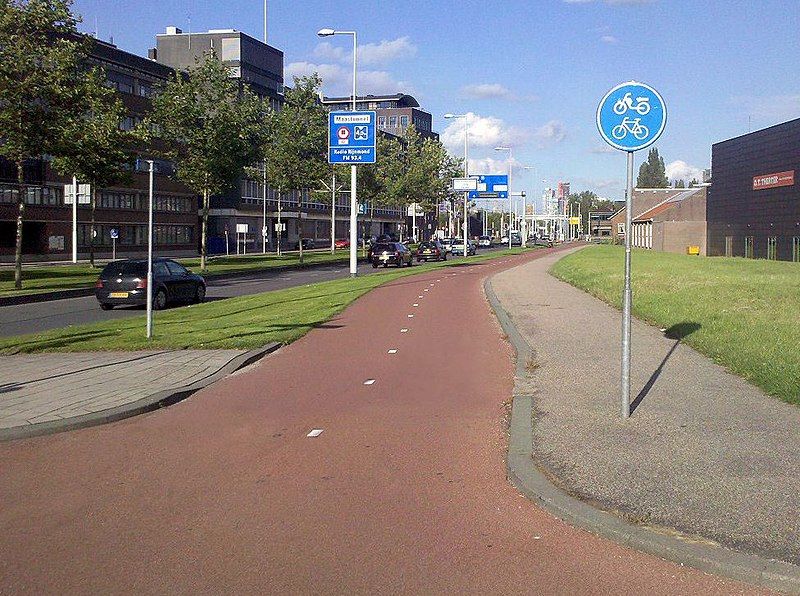 File:Rotterdam Fietspad Westzeedijk.jpg