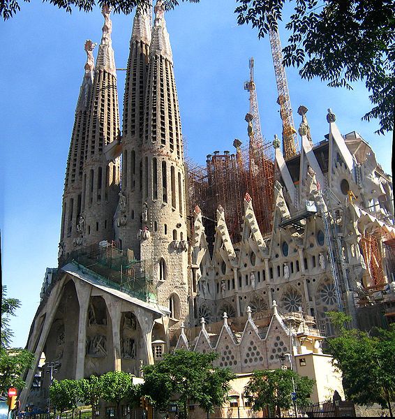 File:Sagrada Família.jpg