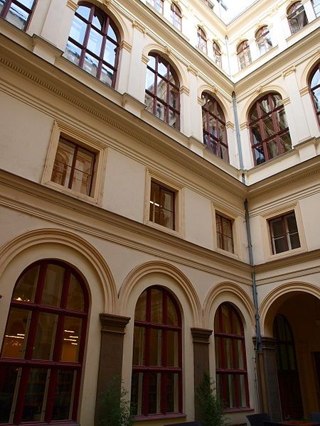 File:Schebkův palác 08.JPG