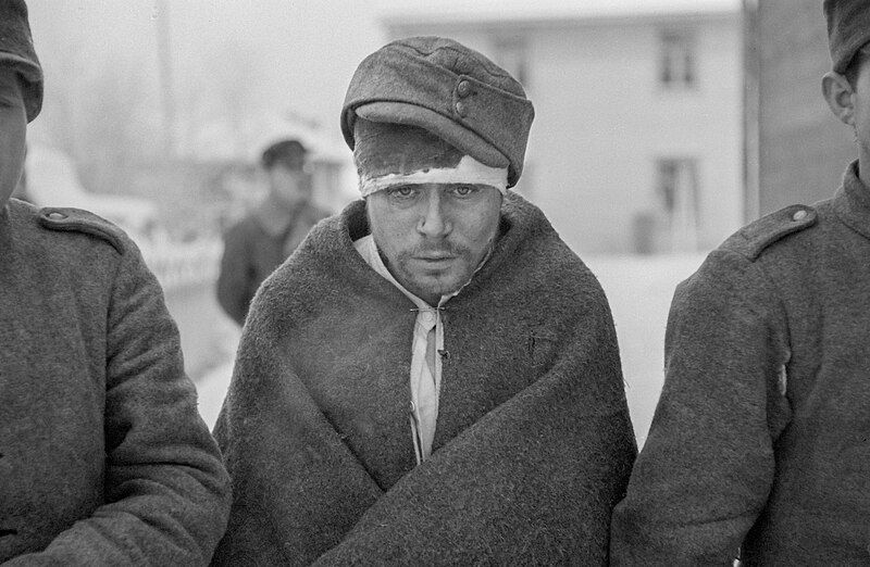 File:Soviet POWs.jpg