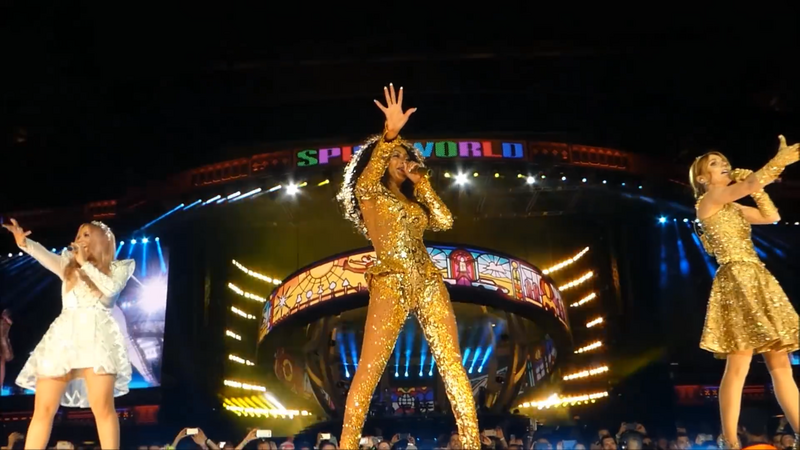 File:SpiceWorldTour2019-09.png