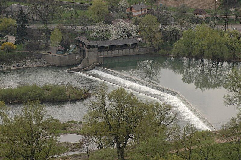 File:Uzh river small-hydro.jpg