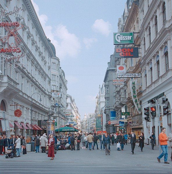 File:Wien Kaerntner Strasse.jpg