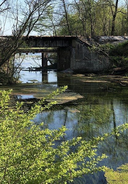 File:Crawfish Springs.jpg