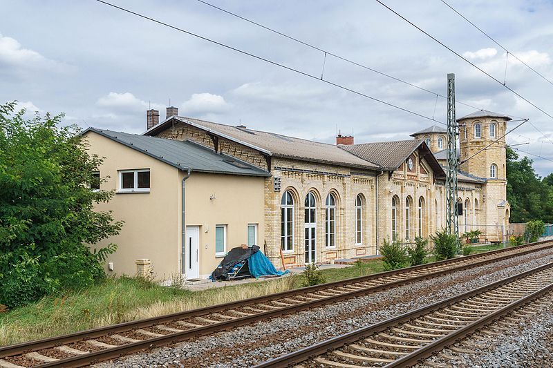 File:Delitzsch Oberer Bahnhof-01.jpg