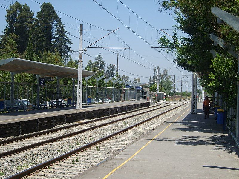 File:Estacion Buin Zoo.JPG