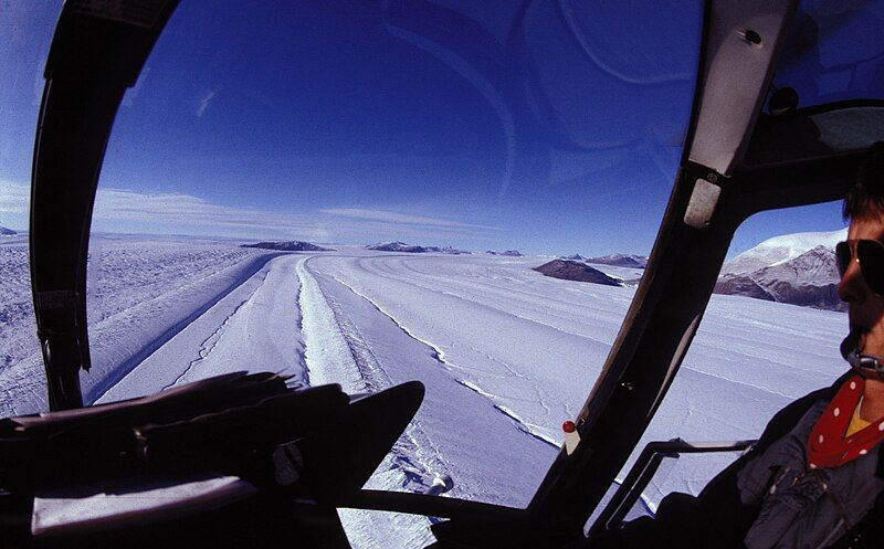 File:Greenland-daugaard-j-glacier hg.jpg