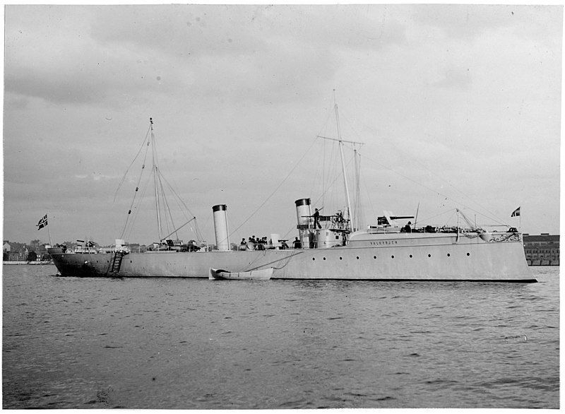 File:KNM Valkyrjen.jpg