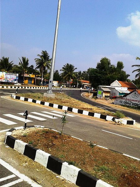 File:Kollegal road..Uthampally.agramampally.mterampally.jpg