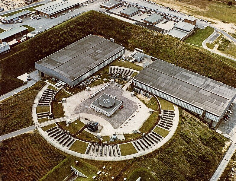 File:Luftbild DESY-Synchrotron.jpg