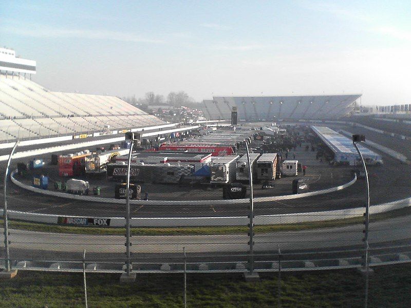 File:MartinsvilleSpeedway.jpg