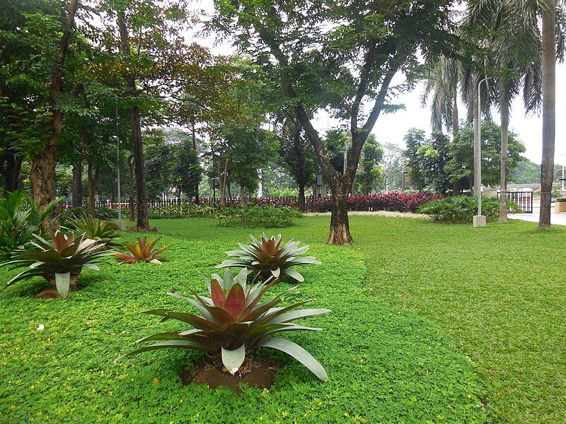 File:Mehan Garden.jpg