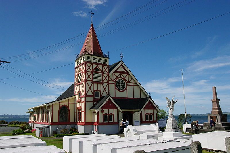 File:NZL-rotorua-ohinemutu-kirche.jpg