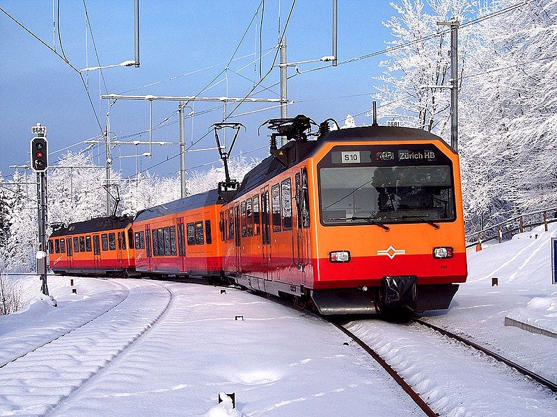 File:SZU Uetlibergbahn 524.jpg