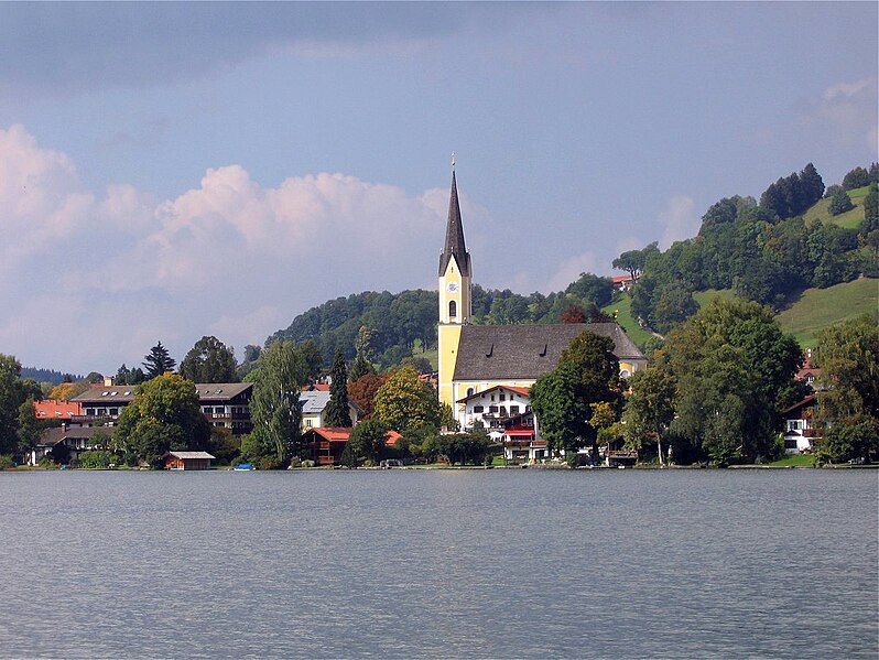 File:Schliersee St. Sixtus-1.jpg