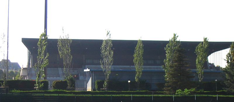 File:Stade municipal melun.jpg