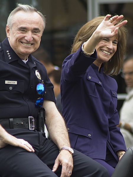 File:William Bratton LAPride.jpg