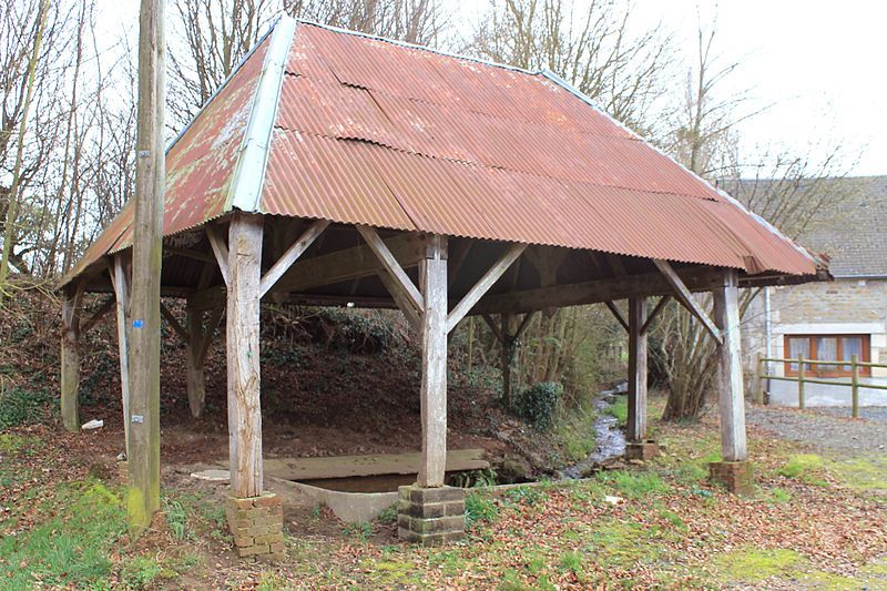 File:Acqueville lavoir.JPG