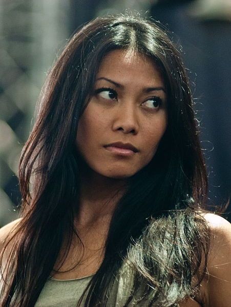 File:Anggun cropped.jpg