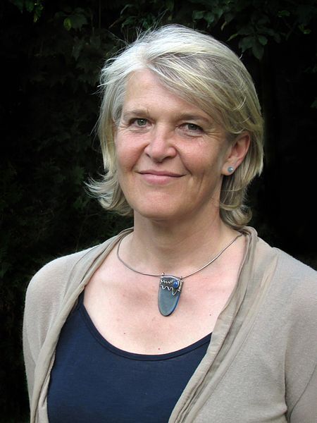 File:Astrid Schütz.jpg