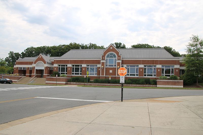 File:CascadesPublicLibrary.jpg