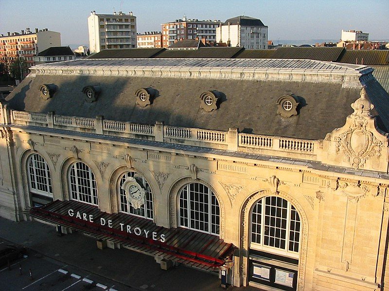 File:Gare de Troyes.jpg