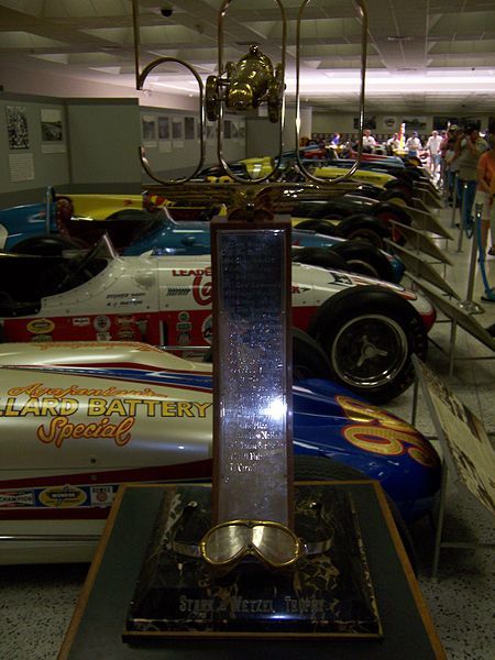 File:Indy500rookieaward.JPG