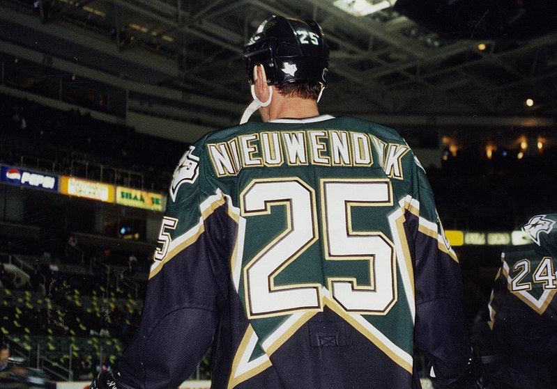 File:Joe Nieuwendyk Dallas.jpg