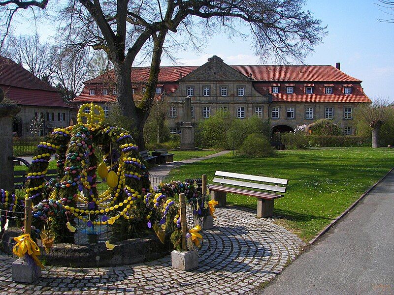 File:Kloster Langheim Ökonomiehof.JPG