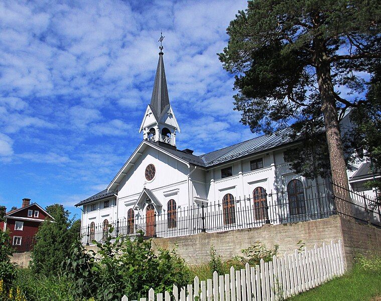 File:Ljusne kyrka 1.jpg