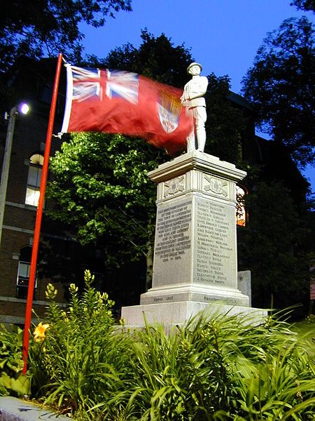 File:LunenbergWarMemorial.jpg