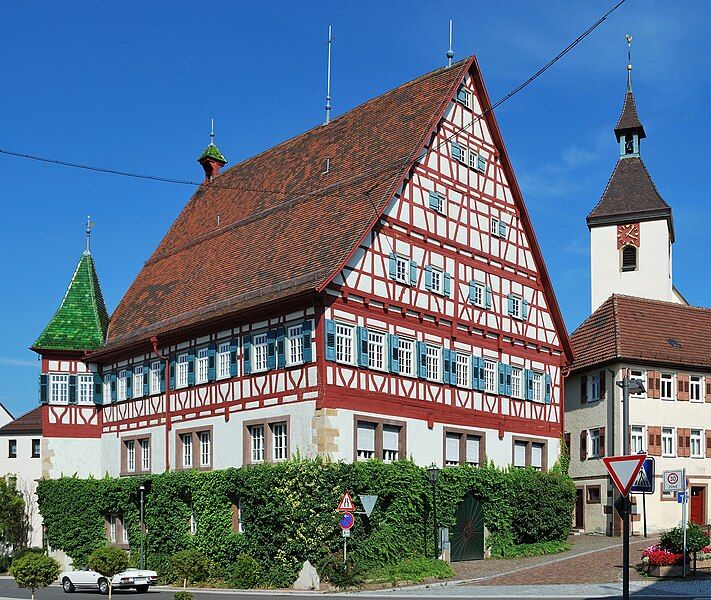 File:Münchingen Rathaus.jpg