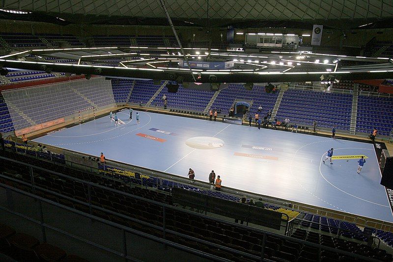 File:Palau Blaugrana 01.jpg