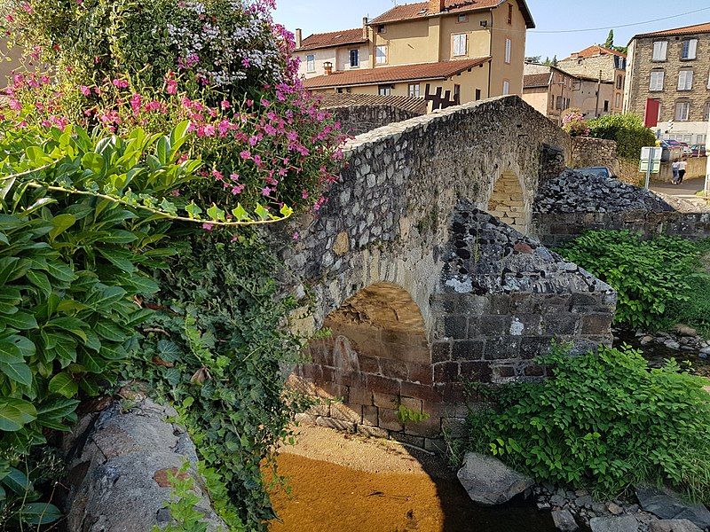 File:Pont du navire.jpg