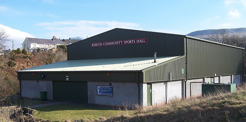 File:RhigosCommunitySportshall.JPG