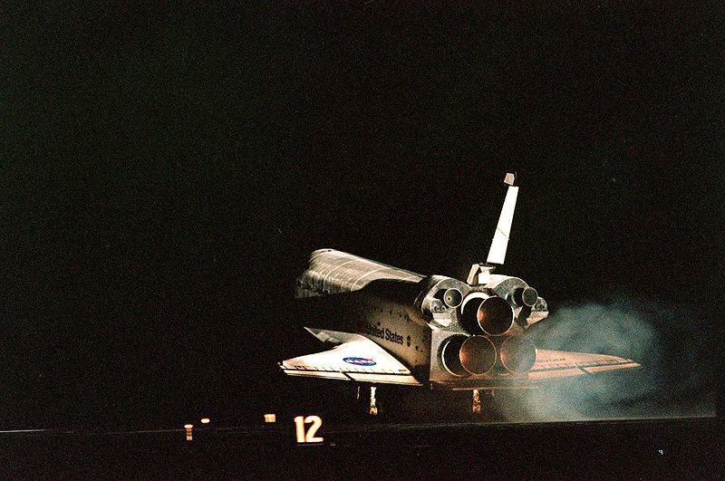 File:STS-88 landing.jpg