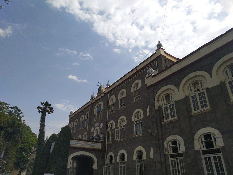 File:Sp main building.jpg