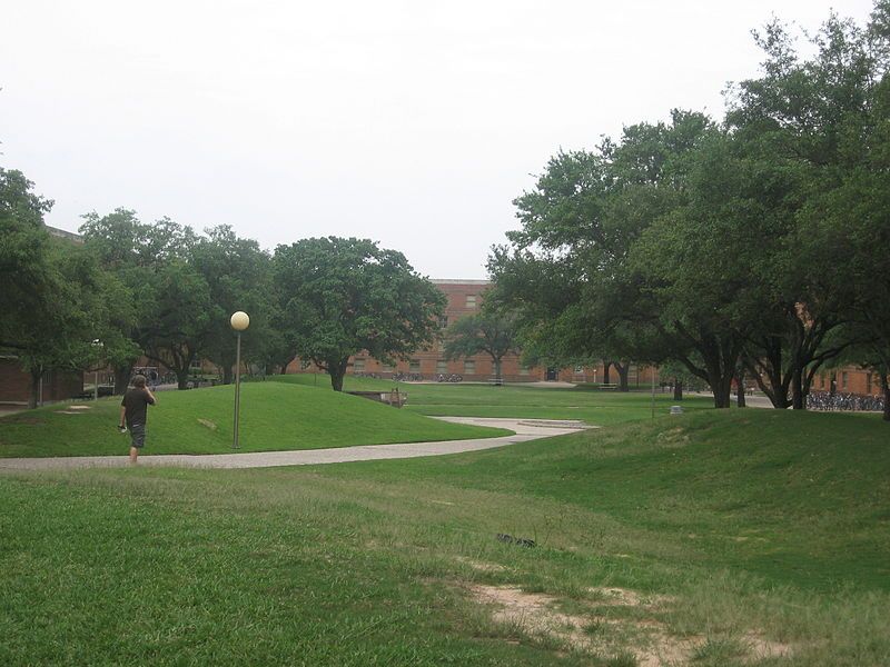 File:Tamu Northside.JPG