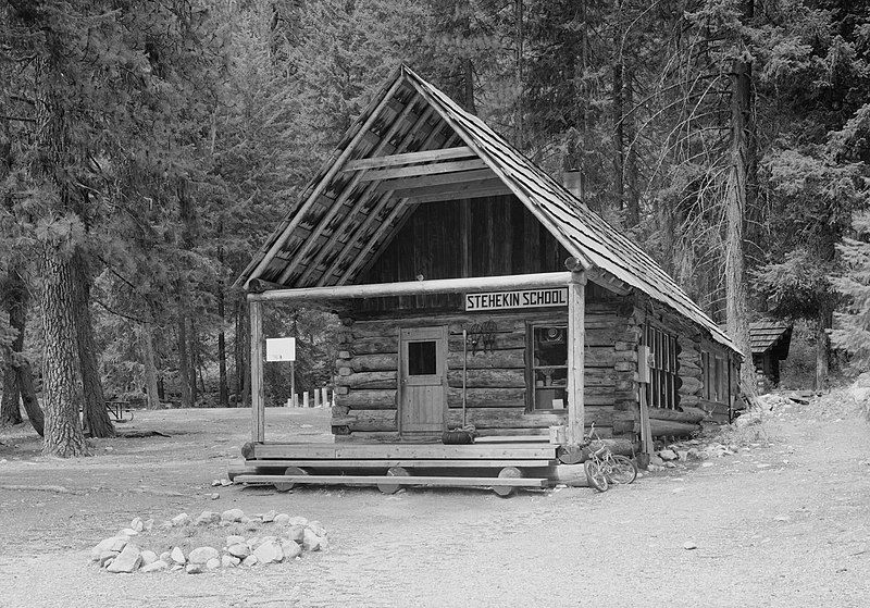 File:The Stehekin School.jpg