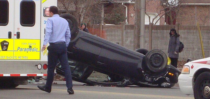 File:Vehicle rollover.jpg